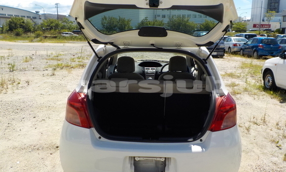 اشتري مستعمل Toyota Vitz White سيارة في Juba في South Sudan اشتري مستعمل Toyota Vitz White سيارة في Juba في South Sudan