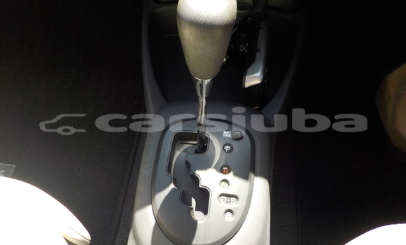 اشتري مستعمل Toyota Vitz White سيارة في Juba في South Sudan اشتري مستعمل Toyota Vitz White سيارة في Juba في South Sudan