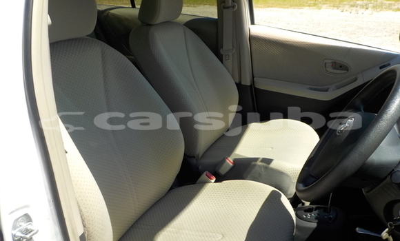 اشتري مستعمل Toyota Vitz White سيارة في Juba في South Sudan اشتري مستعمل Toyota Vitz White سيارة في Juba في South Sudan