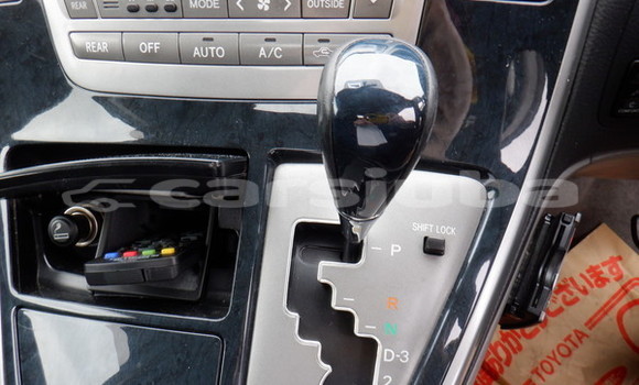 اشتري مستعمل Toyota Alphard White سيارة في Juba في South Sudan اشتري مستعمل Toyota Alphard White سيارة في Juba في South Sudan