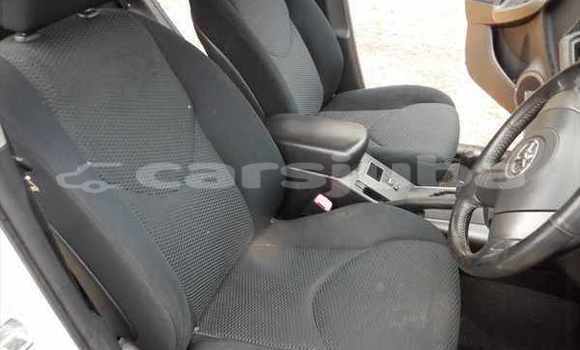 اشتري مستعمل Toyota RAV 4 White سيارة في Juba في South Sudan اشتري مستعمل Toyota RAV 4 White سيارة في Juba في South Sudan