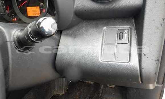 اشتري مستعمل Toyota RAV 4 White سيارة في Juba في South Sudan اشتري مستعمل Toyota RAV 4 White سيارة في Juba في South Sudan