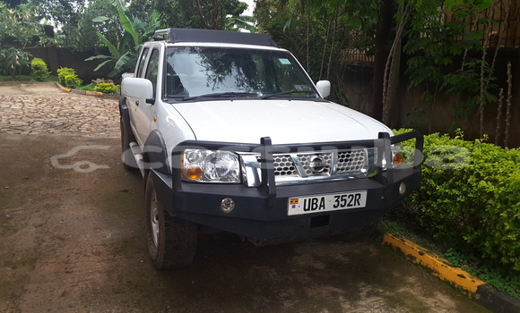 Buy Used Nissan UD White Truck in Juba in South Sudan Buy Used Nissan UD White Truck in Juba in South Sudan