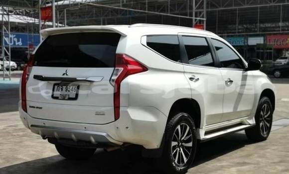 Buy New Mitsubishi Pajero Sport White Car in Juba in South Sudan Buy New Mitsubishi Pajero Sport White Car in Juba in South Sudan
