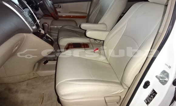 اشتري مستعمل Toyota Harrier White سيارة في Juba في South Sudan اشتري مستعمل Toyota Harrier White سيارة في Juba في South Sudan
