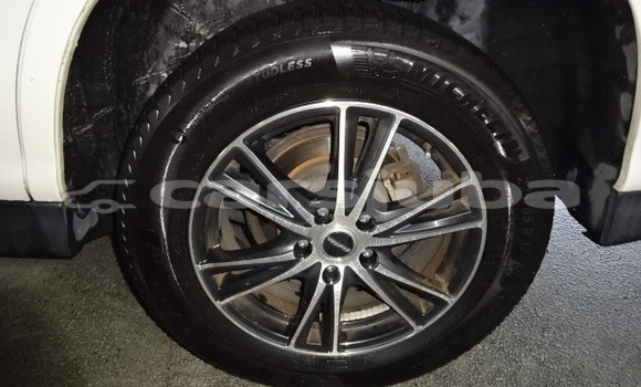 اشتري مستعمل Toyota Harrier White سيارة في Juba في South Sudan اشتري مستعمل Toyota Harrier White سيارة في Juba في South Sudan