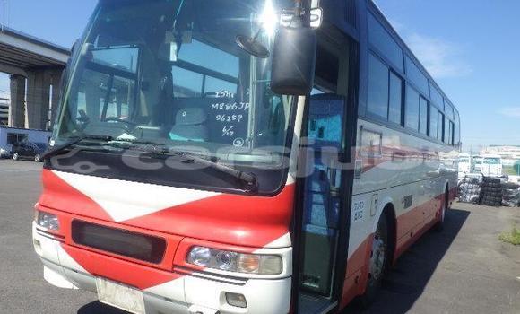 Buy Used Mitsubishi Van Red Truck in Yei in South Sudan Buy Used Mitsubishi Van Red Truck in Yei in South Sudan