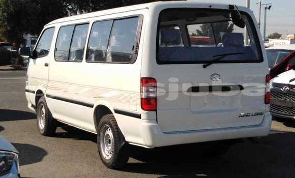 Buy New Jinbei Haise White Car in Juba in South Sudan Buy New Jinbei Haise White Car in Juba in South Sudan