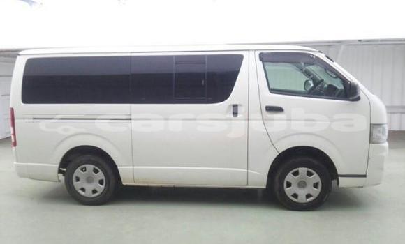 اشتري Imported Toyota Hiace White سيارة في Juba في South Sudan اشتري Imported Toyota Hiace White سيارة في Juba في South Sudan