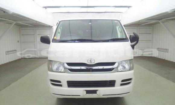 اشتري Imported Toyota Hiace White سيارة في Juba في South Sudan اشتري Imported Toyota Hiace White سيارة في Juba في South Sudan