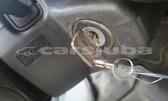 اشتري Imported Toyota Hiace White سيارة في Juba في South Sudan اشتري Imported Toyota Hiace White سيارة في Juba في South Sudan