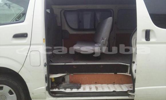 اشتري Imported Toyota Hiace White سيارة في Juba في South Sudan اشتري Imported Toyota Hiace White سيارة في Juba في South Sudan