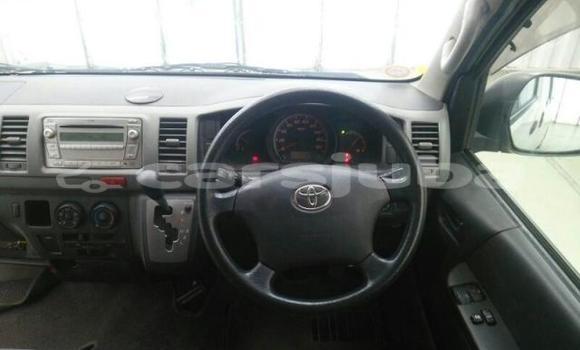اشتري Imported Toyota Hiace White سيارة في Juba في South Sudan اشتري Imported Toyota Hiace White سيارة في Juba في South Sudan