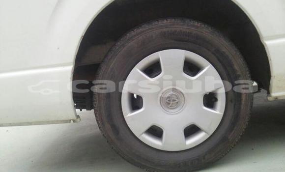 اشتري Imported Toyota Hiace White سيارة في Juba في South Sudan اشتري Imported Toyota Hiace White سيارة في Juba في South Sudan